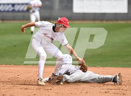 Thumbnail 1 in Aquinas vs. Yorba Linda (National Classic) photogallery.