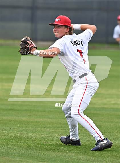 Thumbnail 3 in Aquinas vs. Yorba Linda (National Classic) photogallery.