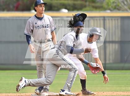 Thumbnail 2 in Aquinas vs. Yorba Linda (National Classic) photogallery.