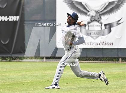 Thumbnail 2 in Aquinas vs. Yorba Linda (National Classic) photogallery.