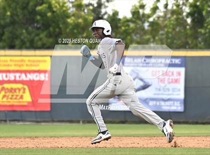Thumbnail 3 in Aquinas vs. Yorba Linda (National Classic) photogallery.