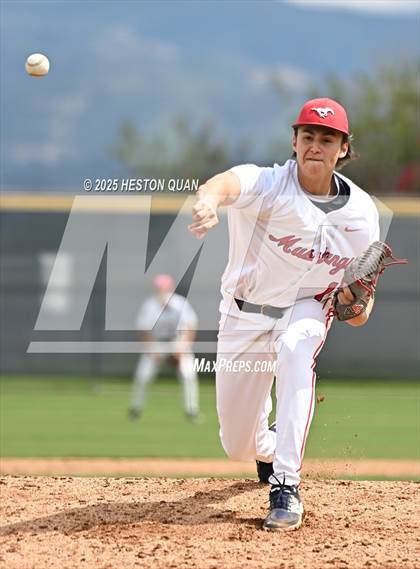 Thumbnail 3 in Aquinas vs. Yorba Linda (National Classic) photogallery.