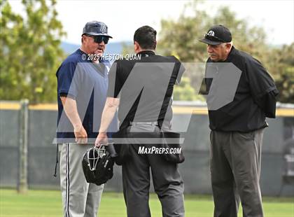 Thumbnail 3 in Aquinas vs. Yorba Linda (National Classic) photogallery.