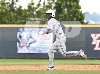 Thumbnail 2 in Aquinas vs. Yorba Linda (National Classic) photogallery.