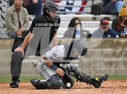 Thumbnail 2 in Aquinas vs. Yorba Linda (National Classic) photogallery.