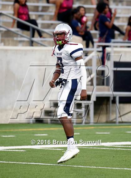 Thumbnail 2 in Park Crossing vs. Jefferson Davis (Montgomery Public Schools Kickoff Classic) photogallery.