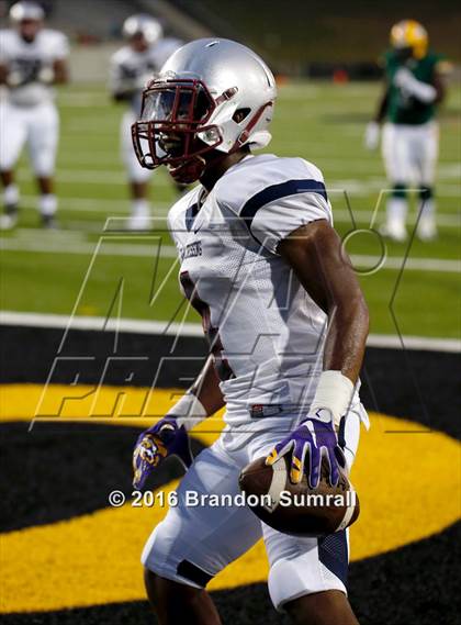 Thumbnail 2 in Park Crossing vs. Jefferson Davis (Montgomery Public Schools Kickoff Classic) photogallery.