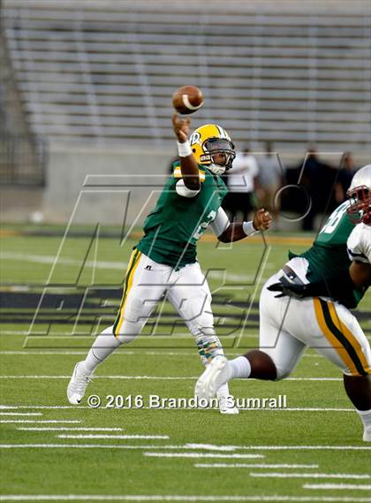 Thumbnail 2 in Park Crossing vs. Jefferson Davis (Montgomery Public Schools Kickoff Classic) photogallery.