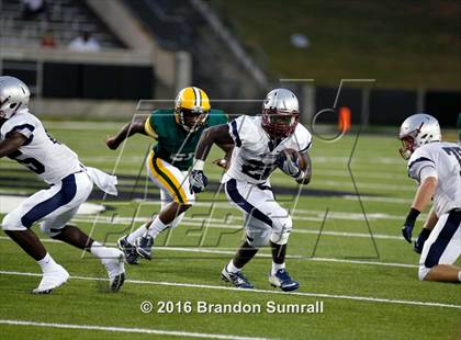 Thumbnail 3 in Park Crossing vs. Jefferson Davis (Montgomery Public Schools Kickoff Classic) photogallery.