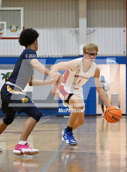 Thumbnail 1 in Boca Ciega vs Northside Christian photogallery.
