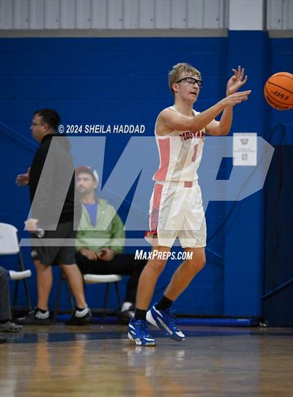 Thumbnail 3 in Boca Ciega vs Northside Christian photogallery.