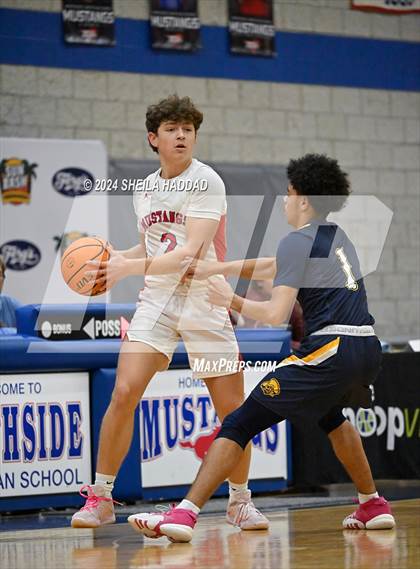Thumbnail 3 in Boca Ciega vs Northside Christian photogallery.