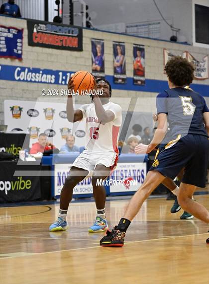 Thumbnail 3 in Boca Ciega vs Northside Christian photogallery.