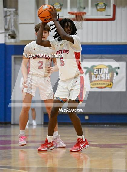 Thumbnail 3 in Boca Ciega vs Northside Christian photogallery.