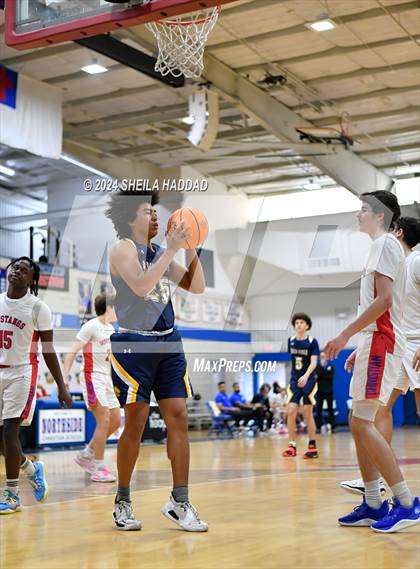 Thumbnail 3 in Boca Ciega vs Northside Christian photogallery.