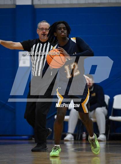 Thumbnail 2 in Boca Ciega vs Northside Christian photogallery.