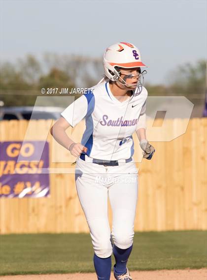 Thumbnail 3 in Southaven @ DeSoto Central photogallery.