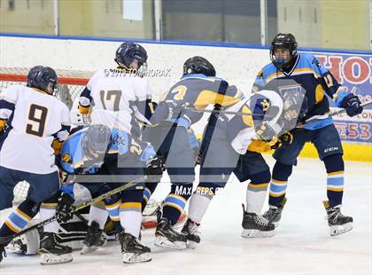 Thumbnail 2 in Vernon vs Sparta/Jefferson (Halvorsen Cup Semifinal) photogallery.
