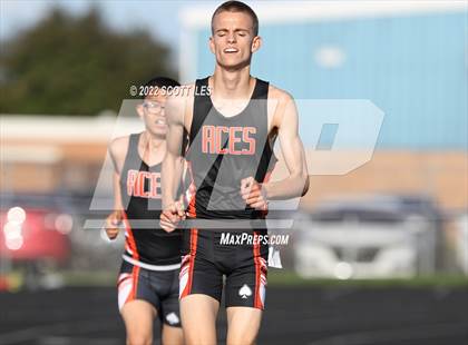 Thumbnail 1 in MSL Buckeye Track Finals (Boys) photogallery.