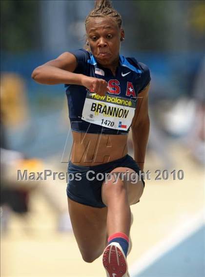 Thumbnail 3 in New Balance Nationals photogallery.