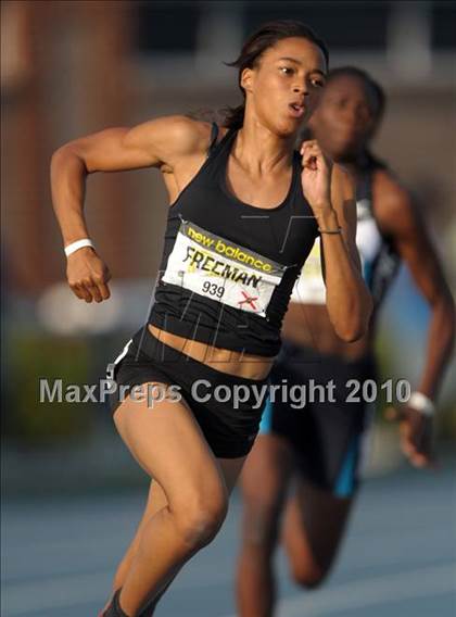 Thumbnail 3 in New Balance Nationals photogallery.