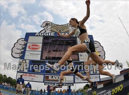 Thumbnail 2 in New Balance Nationals photogallery.