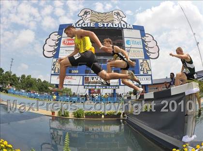 Thumbnail 1 in New Balance Nationals photogallery.