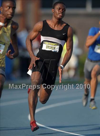Thumbnail 3 in New Balance Nationals photogallery.