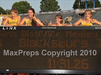 Thumbnail 1 in New Balance Nationals photogallery.