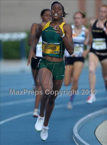 Thumbnail 1 in New Balance Nationals photogallery.