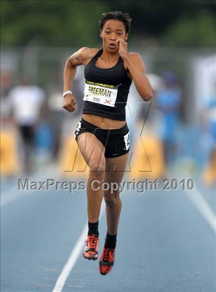 Thumbnail 3 in New Balance Nationals photogallery.