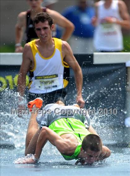 Thumbnail 2 in New Balance Nationals photogallery.