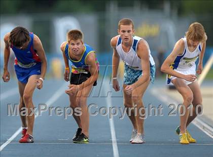 Thumbnail 1 in New Balance Nationals photogallery.