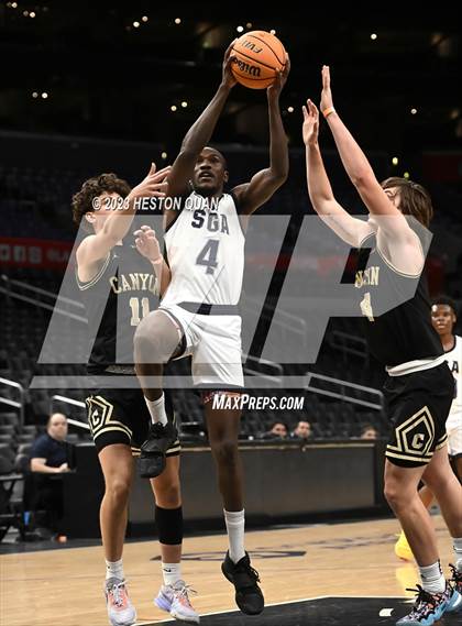 Thumbnail 2 in San Gabriel Academy vs. Canyon photogallery.