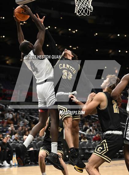 Thumbnail 3 in San Gabriel Academy vs. Canyon photogallery.