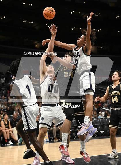 Thumbnail 2 in San Gabriel Academy vs. Canyon photogallery.