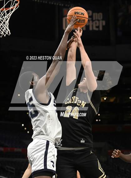 Thumbnail 2 in San Gabriel Academy vs. Canyon photogallery.