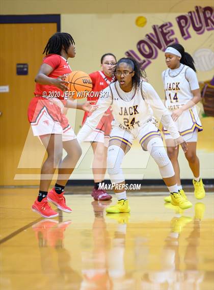 Thumbnail 1 in Seventy-First @ Jack Britt (SAC Conference Championship) photogallery.