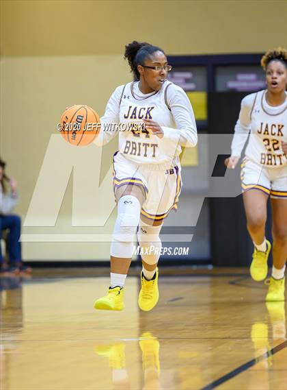Thumbnail 2 in Seventy-First @ Jack Britt (SAC Conference Championship) photogallery.