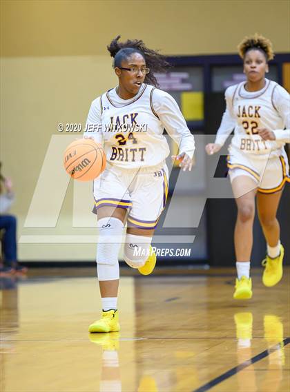 Thumbnail 3 in Seventy-First @ Jack Britt (SAC Conference Championship) photogallery.