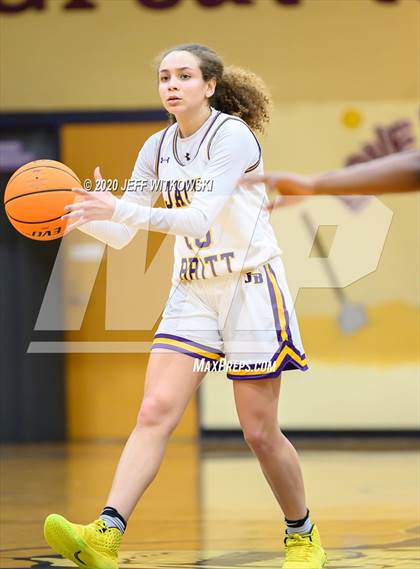 Thumbnail 1 in Seventy-First @ Jack Britt (SAC Conference Championship) photogallery.