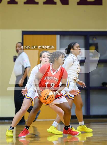 Thumbnail 1 in Seventy-First @ Jack Britt (SAC Conference Championship) photogallery.