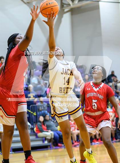 Thumbnail 1 in Seventy-First @ Jack Britt (SAC Conference Championship) photogallery.