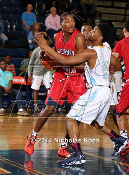 Thumbnail 3 in Redondo Union vs. Putnam City West (Tarkanian Classic) photogallery.