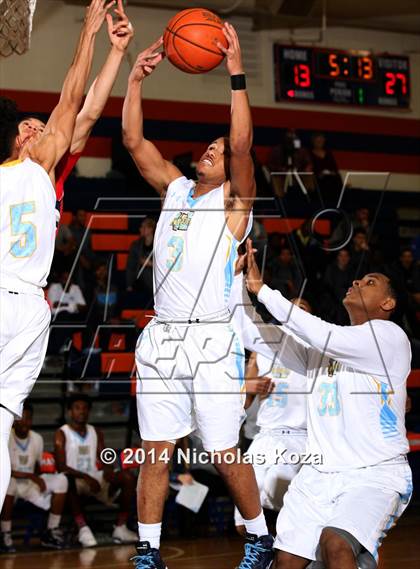 Thumbnail 2 in Redondo Union vs. Putnam City West (Tarkanian Classic) photogallery.