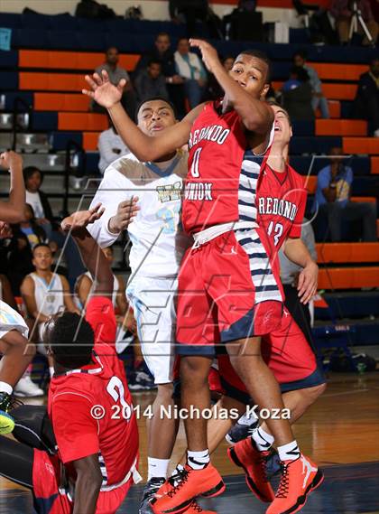 Thumbnail 2 in Redondo Union vs. Putnam City West (Tarkanian Classic) photogallery.