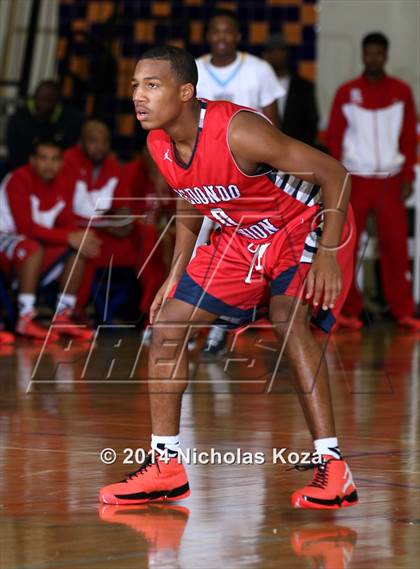 Thumbnail 1 in Redondo Union vs. Putnam City West (Tarkanian Classic) photogallery.