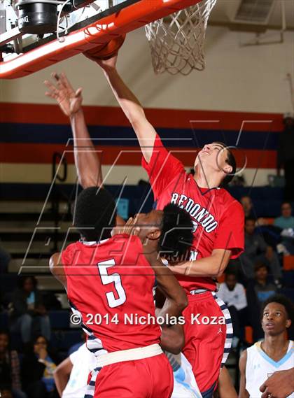 Thumbnail 2 in Redondo Union vs. Putnam City West (Tarkanian Classic) photogallery.