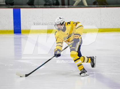 Thumbnail 2 in Xaverian Brothers @ Duxbury photogallery.
