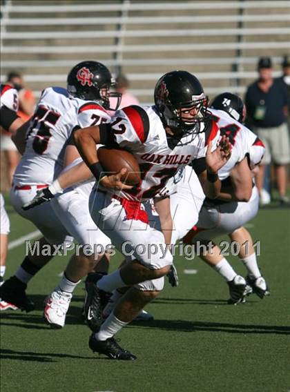 Thumbnail 2 in Oak Hills vs. Anderson (Skyline Crosstown Showdown) photogallery.